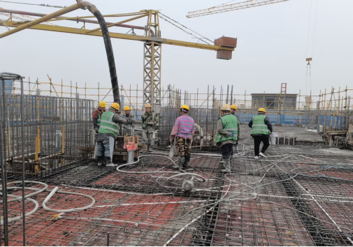 涪城区古井家园建设项目（一期）顺利封顶